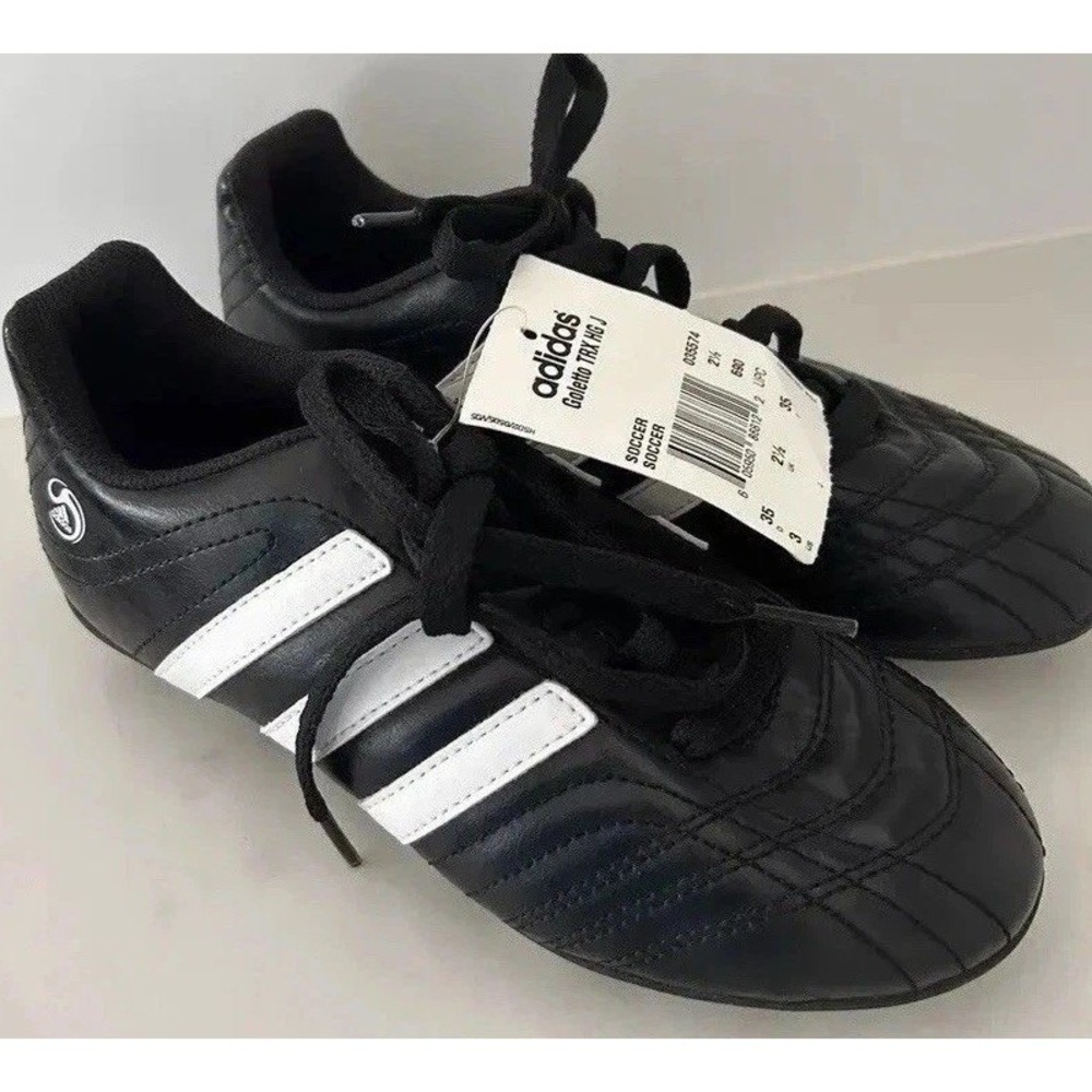 New Adidas Kids Soccer Shoes‎ Youth 3 New Black White Or Football Baseball